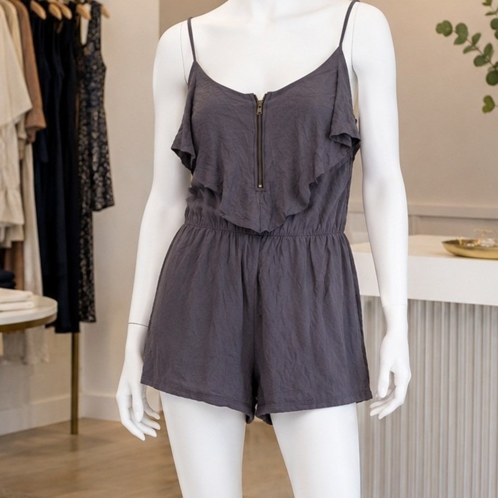 Heart Hips Women Romper Ruffle Front Zipper Spaghetti Strap Gray S